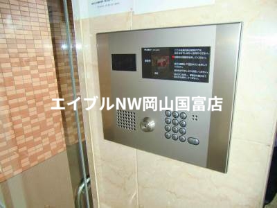 その他設備　オートロックで安心ですね