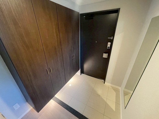 玄関　※別部屋の写真です