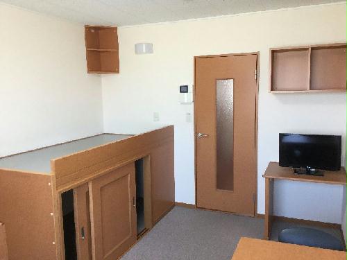 収納　造り付けベッド