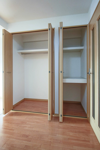 収納　同じ建物の別のお部屋