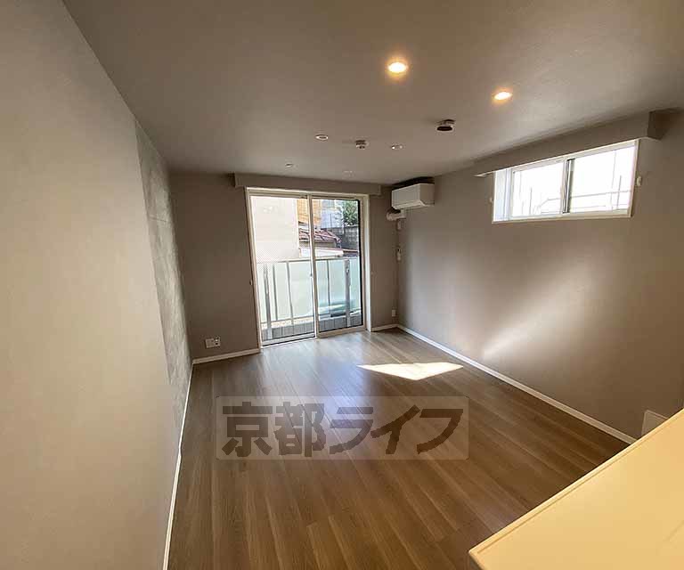 居室・リビング　１０５号室流用。