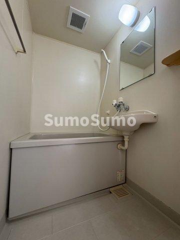 バス・シャワールーム　お風呂です