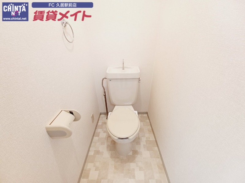 トイレ　同型参考写真