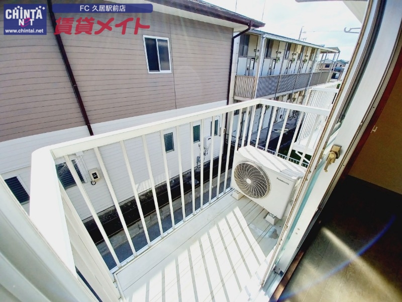 バルコニー　同型参考写真