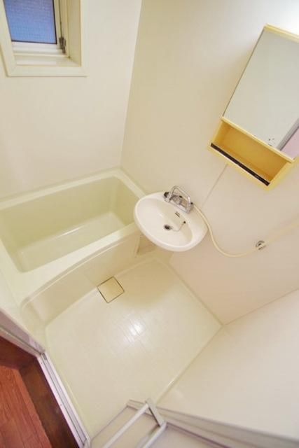 バス・シャワールーム　★お問い合わせはタウンハウジング聖蹟桜ヶ丘店まで★