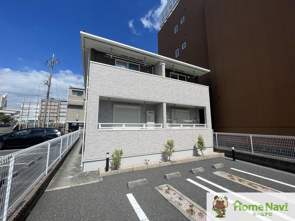 バルコニー　南向きで日当たり良好です。