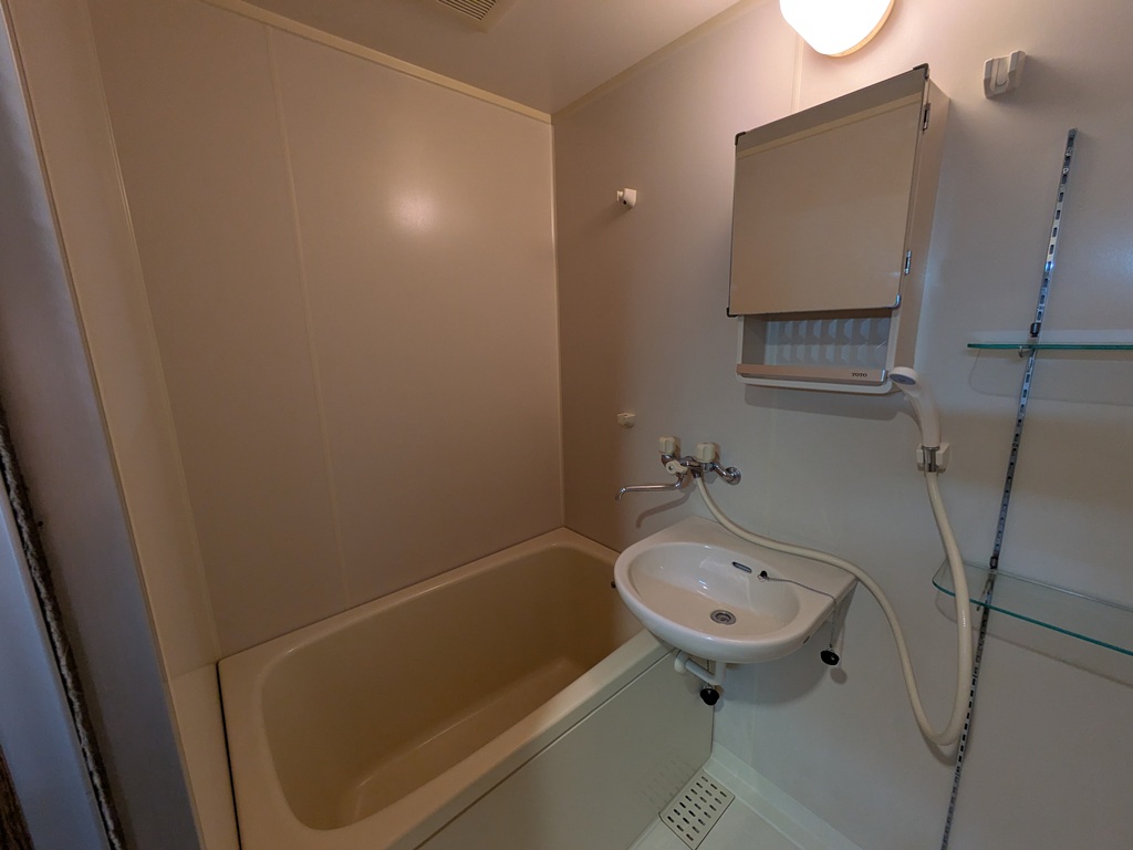 バス・シャワールーム