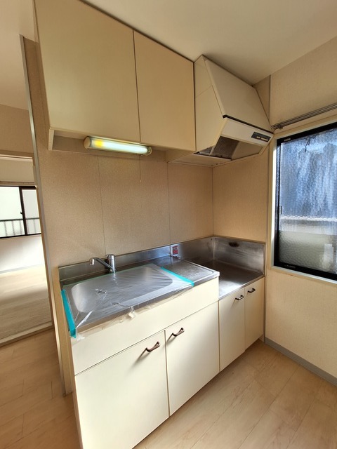 キッチン　★ガス2口コンロ設置可能★