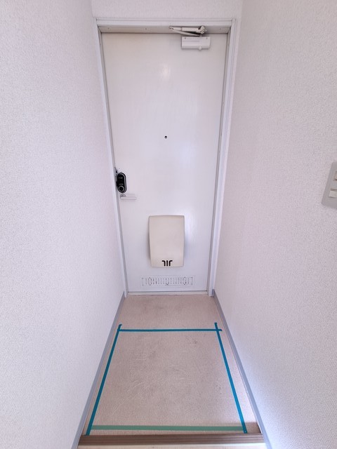 玄関　★オートロック付き★