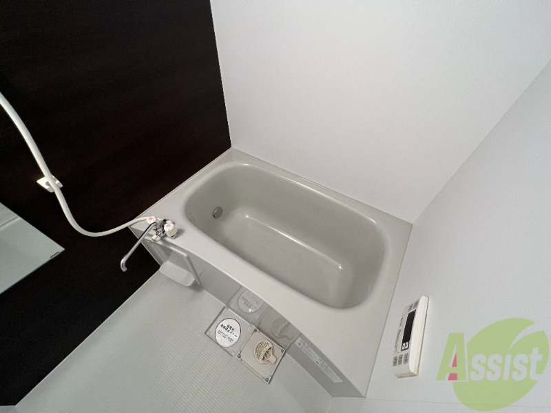 バス・シャワールーム　落ち着きのある浴室です。１日の疲れを癒してもらいましょう。