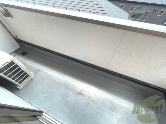 バルコニー　バルコニーがあるので洗濯物は外に干せそうですね～