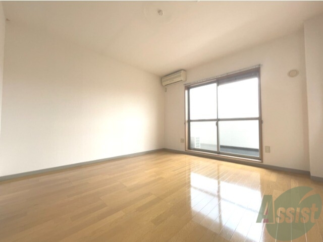 居室・リビング　７．８帖のリビングです。広々としていますね。