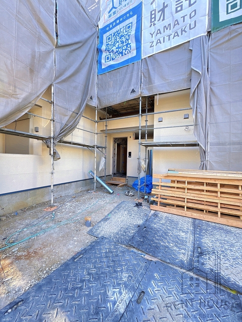 エントランス　外観（建設中）