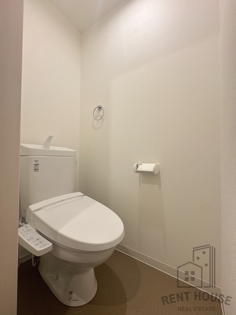 トイレ　同仕様写真です。