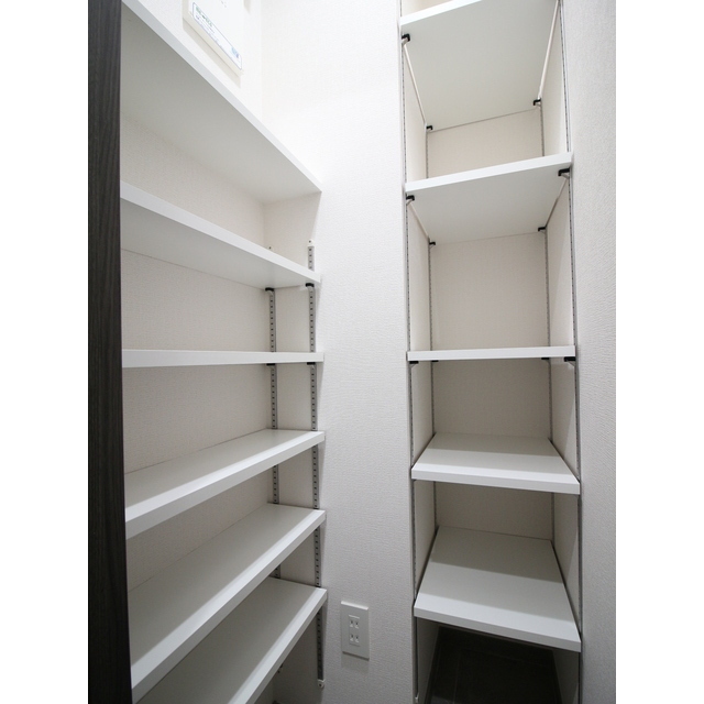 その他設備　シューズインクローゼット
