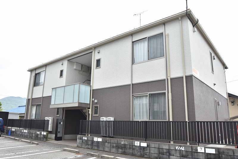 フローラ神田の建物外観