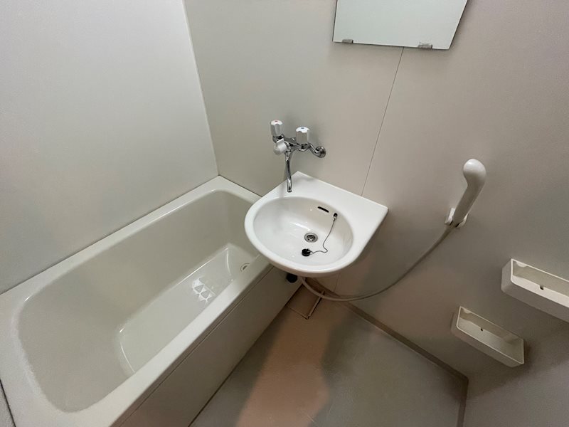 バス・シャワールーム　同物件別号室