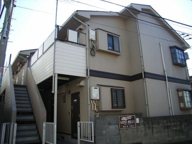 建物外観　急行停車・桜上水駅より徒歩３分の子立地です♪