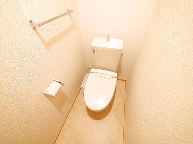 トイレ　コンパクトで使いやすいトイレです