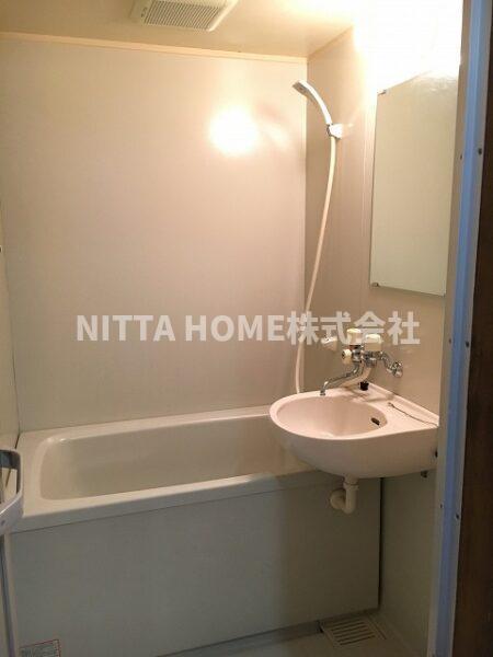 バス・シャワールーム　お風呂＆洗面台です☆彡