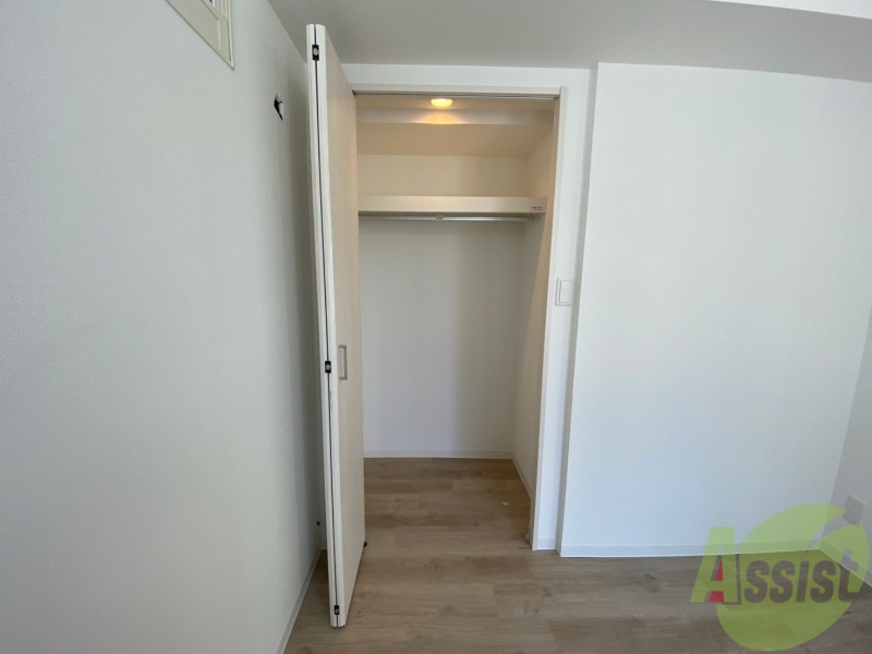 収納　寝室の収納です。部屋がすっきり片付きます！