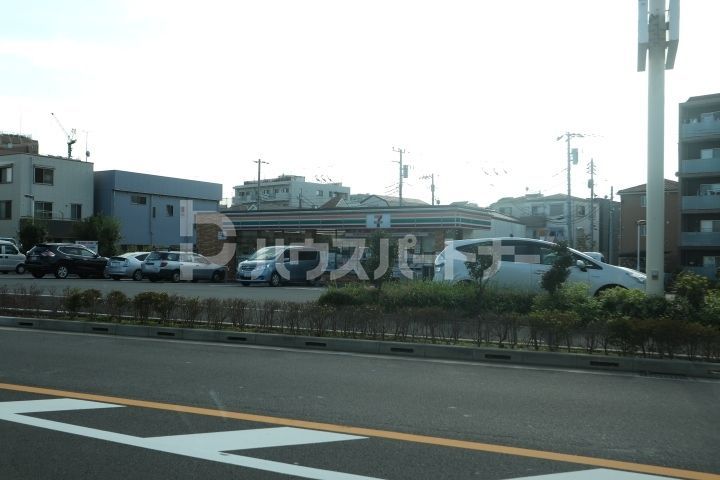 コンビニ　セブンイレブン江戸川篠崎町2丁目店（コンビニ）まで190m