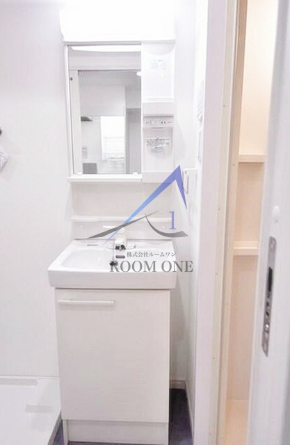 洗面設備　洗面台です。