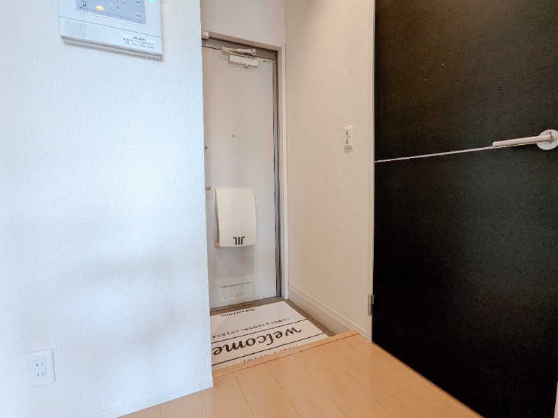 玄関　図面と現状に相違がある場合には現状を優先