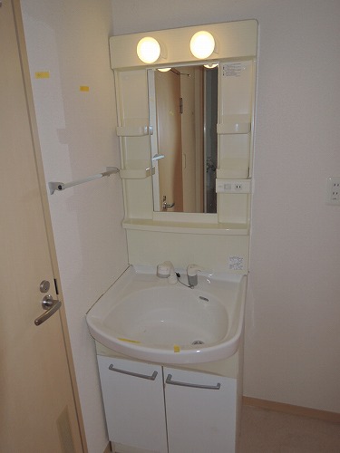 洗面設備　室内写真は別部屋です
