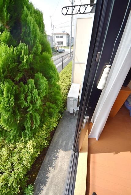 バルコニー　★バルコニーに日が差し込みますね★