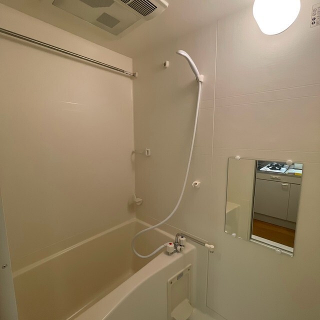 バス・シャワールーム　※参考１００６号室