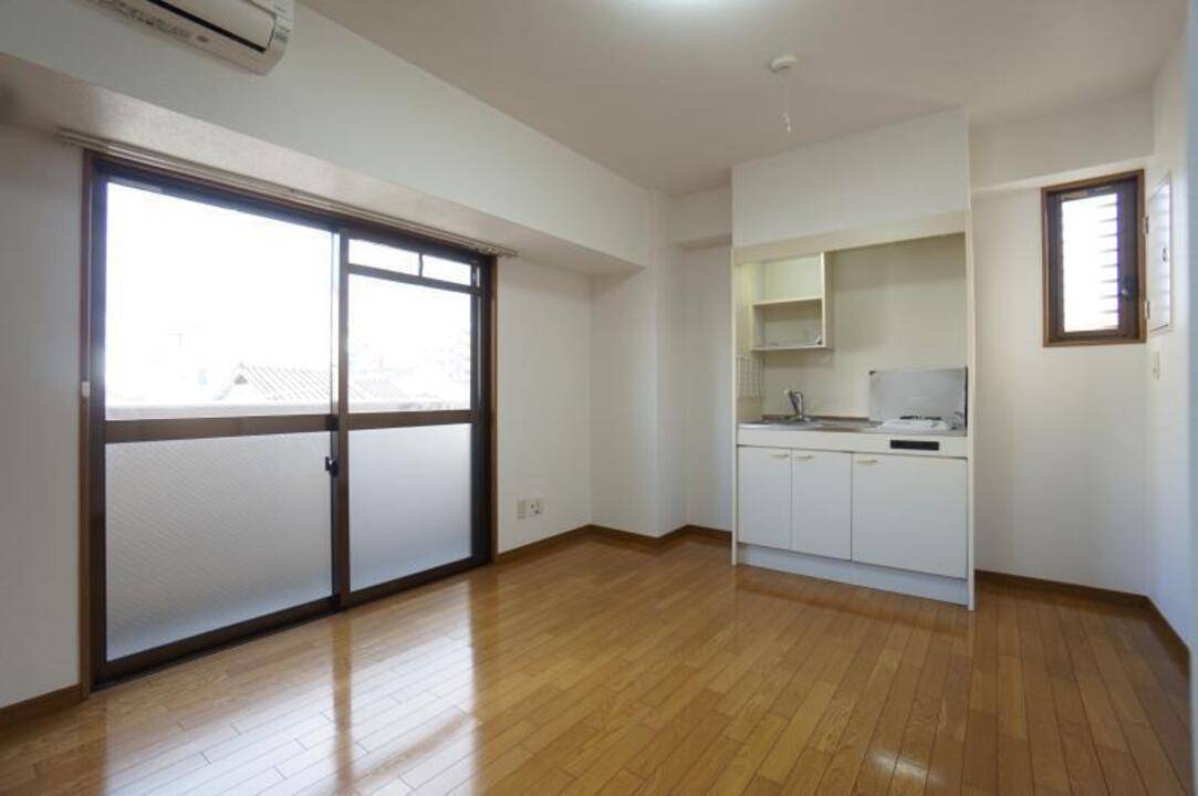 居室・リビング　リビング