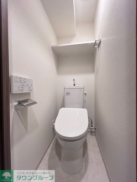 トイレ　写真は反転タイプになります
