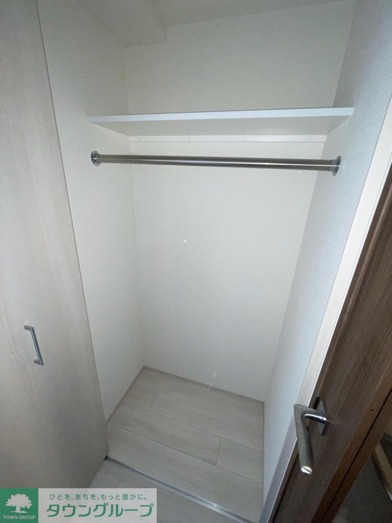 収納　写真は反転タイプになります