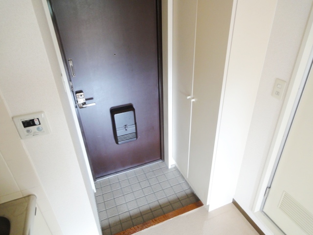 セキュリティ　同物件別号室のものです。