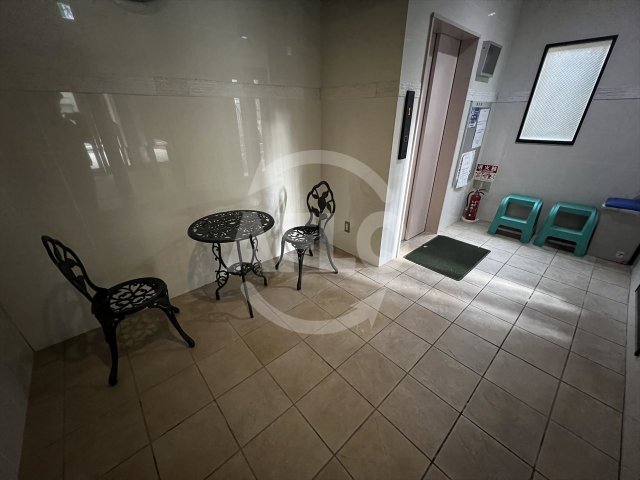 ロビー　シャングリラ生玉　ロビー