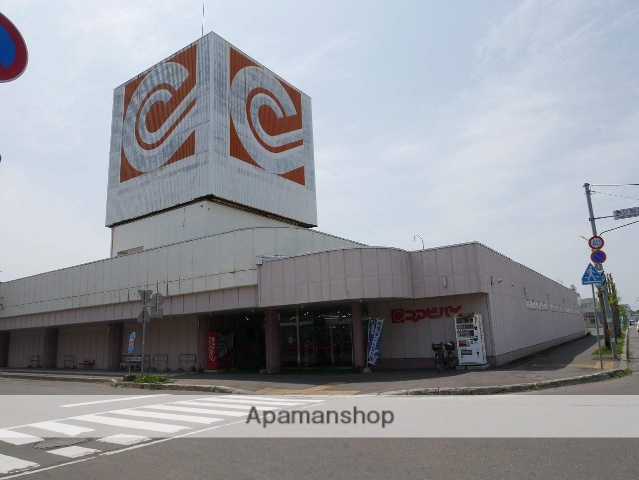 ショッピングセンター　コアビバイＡコープびばいコア店（ショッピングセンター）まで651m