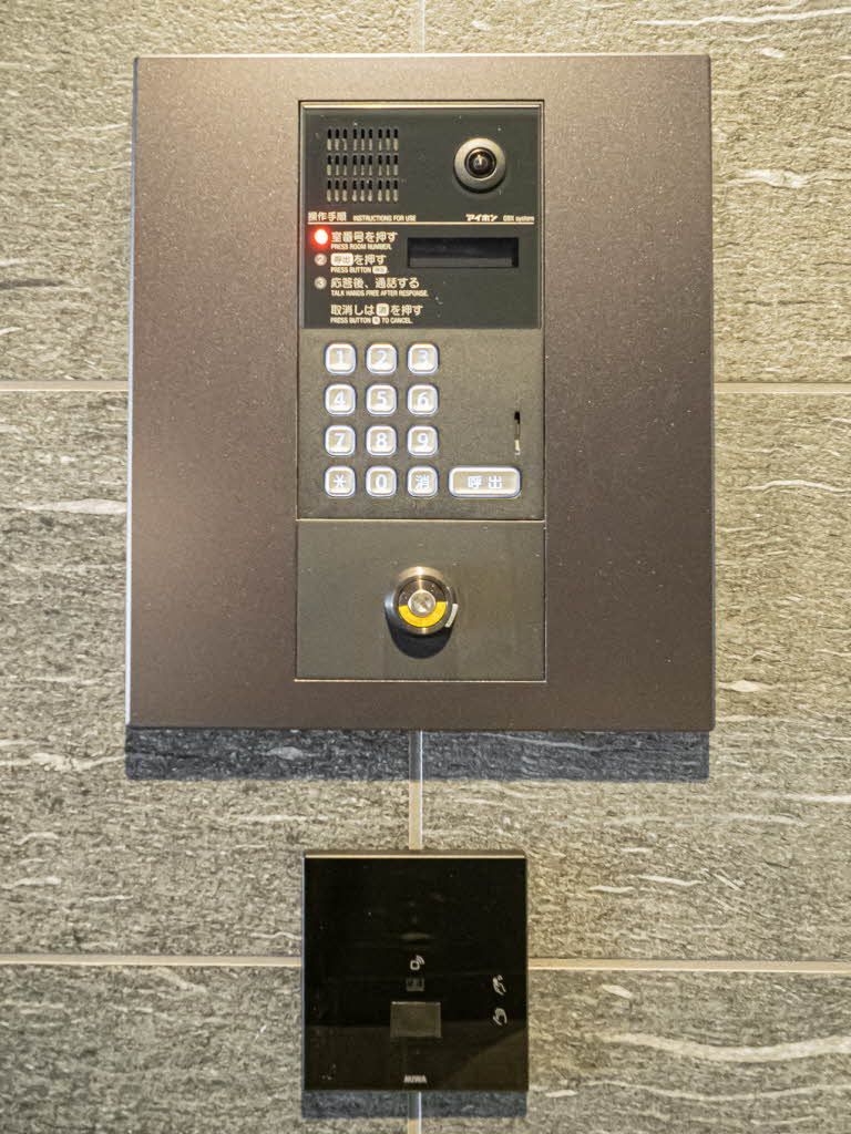 セキュリティ　安心のオートロック付き