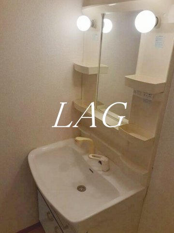 洗面設備　洗面台です。