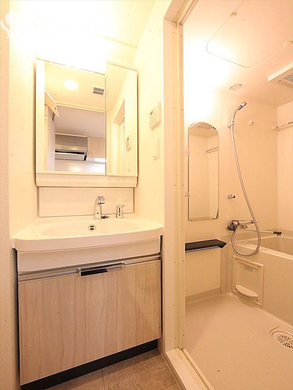 洗面設備　洗面所