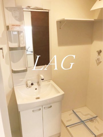 洗面設備　独立洗面台です。