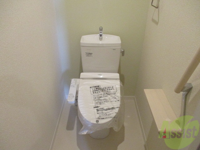 トイレ　ウォシュレットですね。