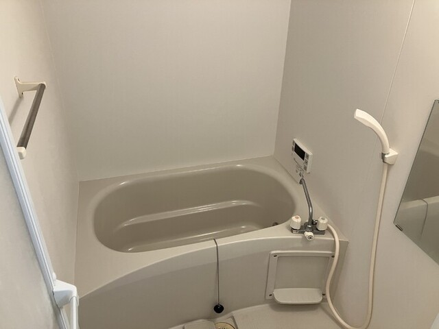 バス・シャワールーム　浴室