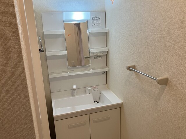 洗面設備　洗面室