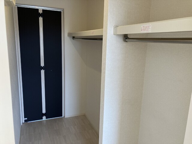 収納　ウォークインクローゼット