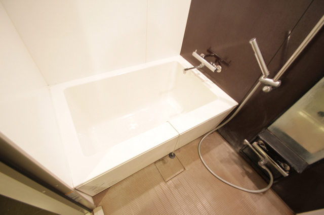 バス・シャワールーム　※別室の参考写真です。