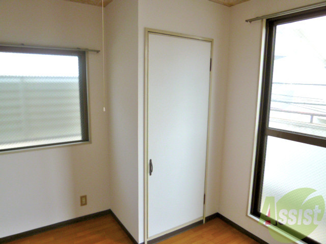 玄関　収納スペースもしっかり完備されてます。