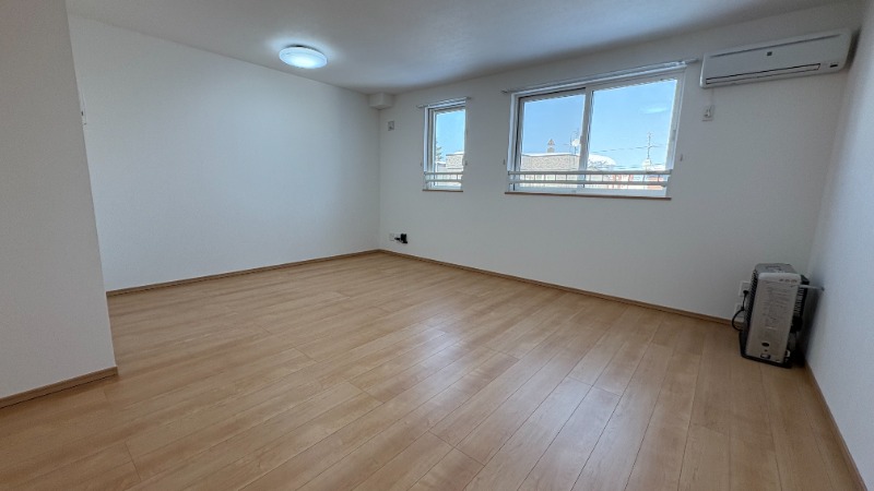 居室・リビング　１８帖のリビング