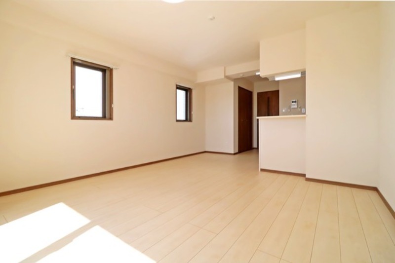 居室・リビング　図面と現状に相違がある場合には現状を優先