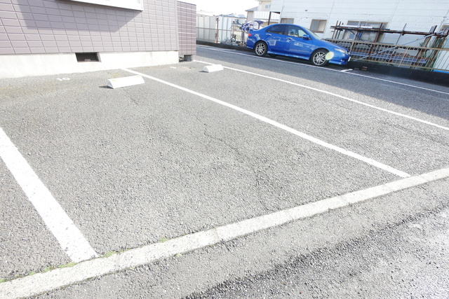 駐車場　★駐車スペースです★